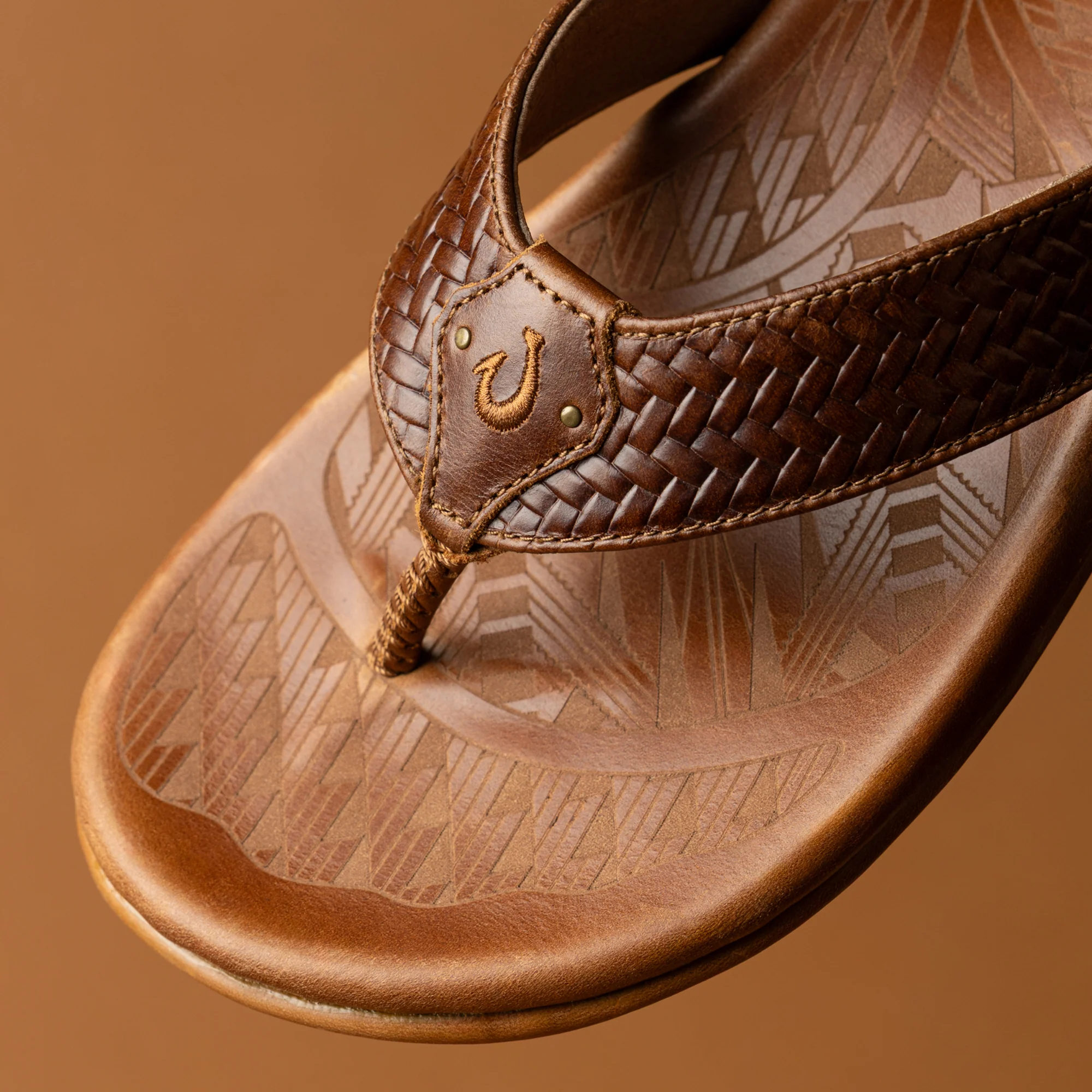 Mea Ola Lauhala  -  Toffee / Toffee - Image 4