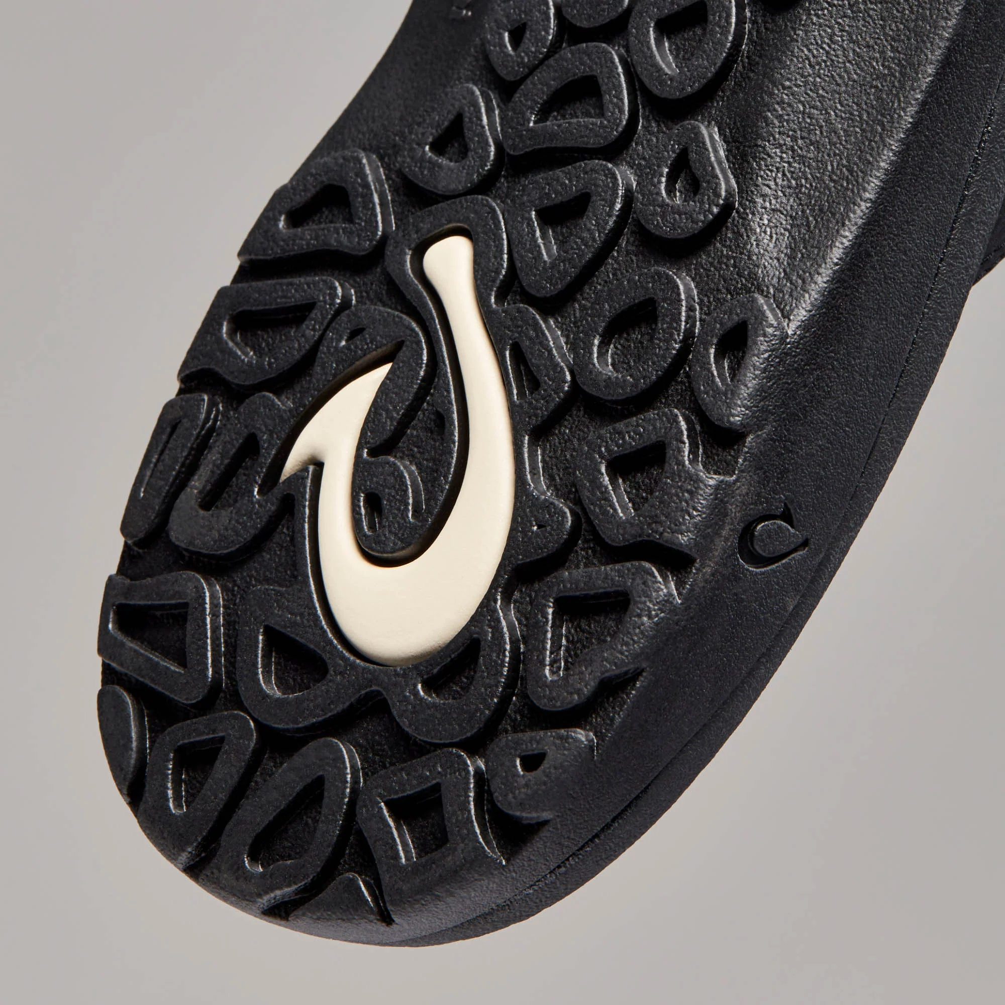 ‘Ohana - Black - Image 8